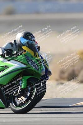 media/Dec-05-2025-CVMA Friday Practice (Fri) [[303bad9a84]]/4-Racer 4-Trackday 1/Session 2 (Turn 14)/